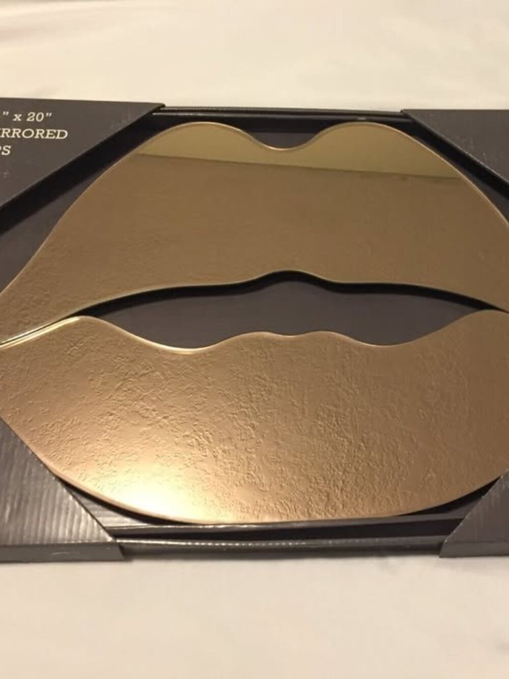 Mirrored Lips Novelty Mirror NWT XL 14" X 20"
